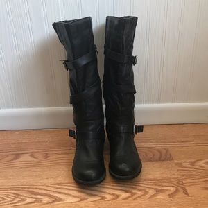 Tall Sweater and Buckle Detail Boots 👢